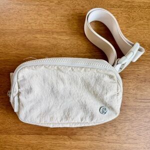 Lululemon Everywhere 1 L Belt or Crossbody Waist Fanny Bag